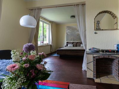 Wohnbereich. Wohnzimmer nebst Schlafzimmer