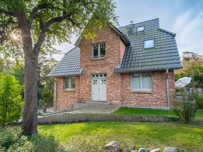 Ferienhaus für 6 Personen (150 m²) in Ahrenshoop 1/10