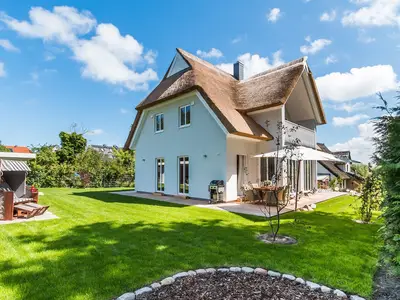 Ferienhaus für 6 Personen (160 m²) in Ahrenshoop 1/10