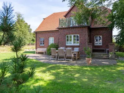 Ferienhaus für 6 Personen (140 m²) in Ahrenshoop 1/10