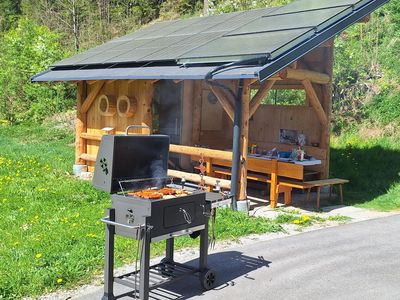 Chalet Lärchforst, Gartenhütte mit Grill