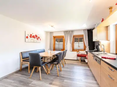 Chalet-am-See-Apartment-Haus-myNests-Aich-Schladmi