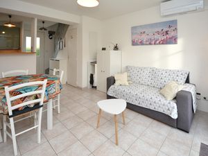 23759798-Ferienhaus-5-Aigues-Mortes-300x225-4