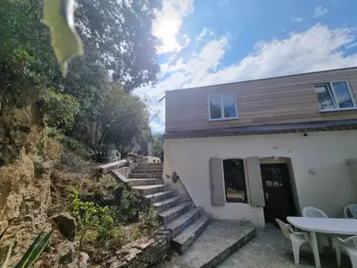 Außenseite Ferienhaus [Sommer]