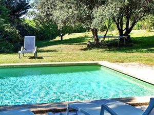 23973090-Ferienhaus-8-Aix-en-Provence-300x225-3