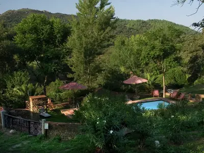 PoolOfHouse