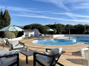 23573028-Ferienhaus-8-Albufeira-300x225-1