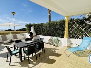 23548352-Ferienhaus-6-Albufeira-300x225-2