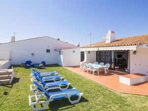 23851186-Ferienhaus-8-Albufeira-300x225-3