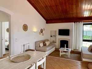 23994878-Ferienhaus-6-Albufeira-300x225-1