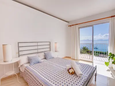 BedRoom BedRoom