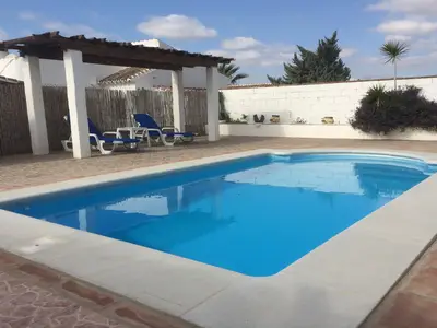 PoolOfHouse