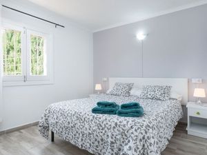 19065816-Ferienhaus-6-Alcúdia-300x225-4