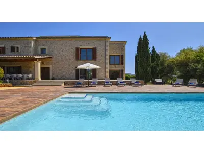 PoolOfHouse
