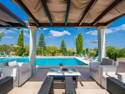 PoolOfHouse