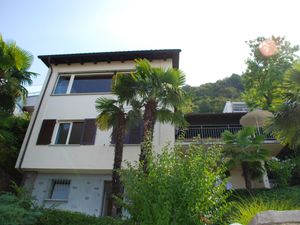 23853444-Ferienhaus-2-Aldesago-300x225-3