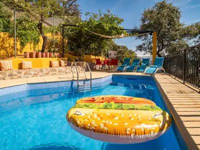 pool