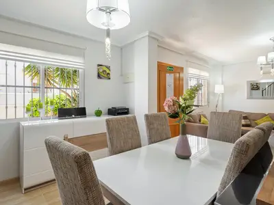 DiningRoom