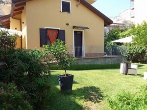 22686729-Ferienhaus-11-Ali Terme-300x225-2