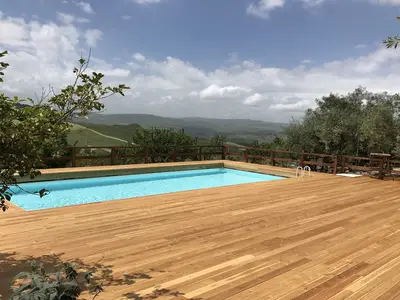 PoolOfHouse