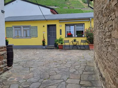 Ferienhaus Wolle&Beate mit Blick auf Burg Thurant