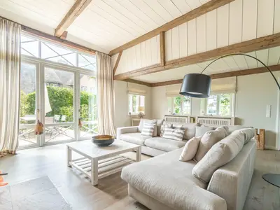 Ferienhaus für 9 Personen (260 m²) in Alkersum 3/10