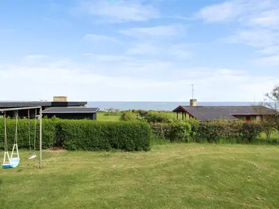 Ferienhaus für 8 Personen (106 m²) in Allingåbro 1/10