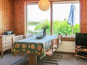 23749921-Ferienhaus-4-Allinge-300x225-4