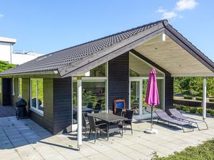 23749762-Ferienhaus-6-Allinge-300x225-1