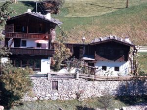 23988865-Ferienhaus-8-Alpbach-300x225-1