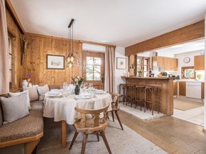 24019066-Ferienhaus-10-Alpbach-300x225-2