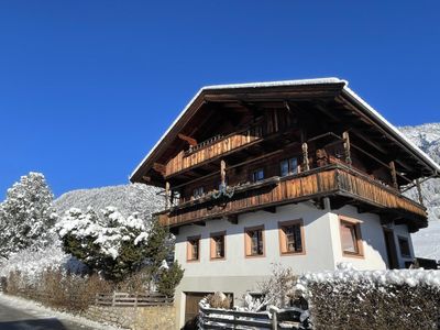 Außenseite Ferienhaus [Winter]