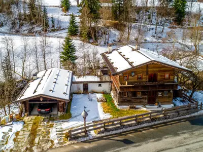 Außenseite Ferienhaus [Winter]