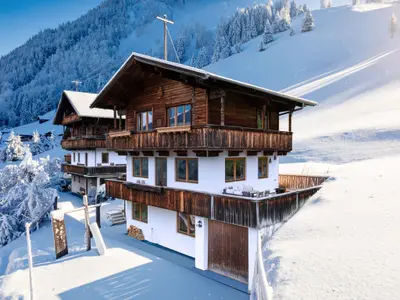 Außenseite Ferienhaus [Winter]