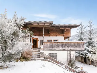 Außenseite Ferienhaus [Winter]