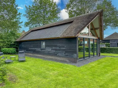 Außenseite Ferienhaus [Sommer]