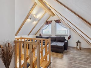 23721430-Ferienhaus-8-Altefähr auf Rügen-300x225-5