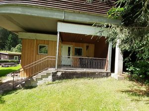 22422057-Ferienhaus-6-Altenfeld-300x225-4