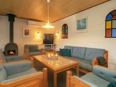 Indoor Indoor