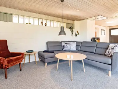 Indoor Indoor