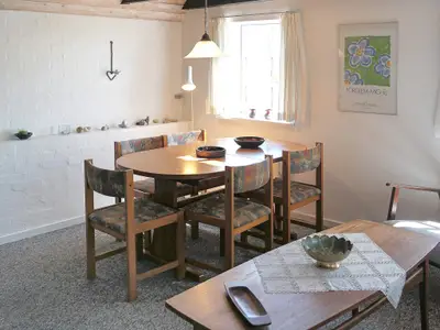 Indoor Indoor