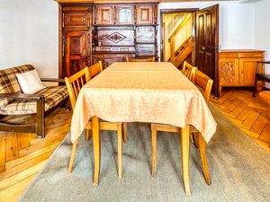 24018989-Ferienhaus-8-Andermatt-300x225-3