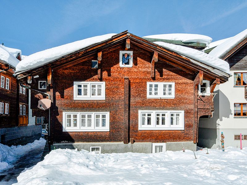 24018990-Ferienhaus-17-Andermatt-800x600-0