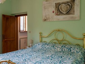 23858310-Ferienhaus-7-Anghiari-300x225-1