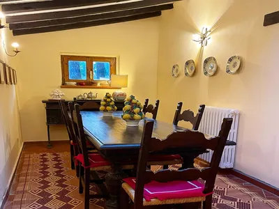 DiningRoom