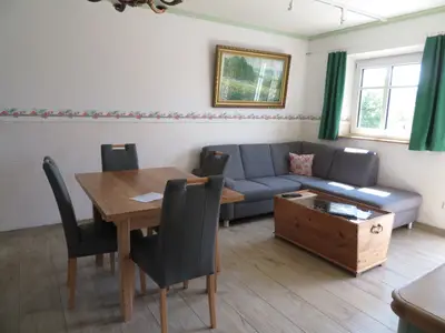 Wohn/ Esszimmer