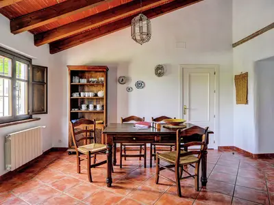 DiningRoom