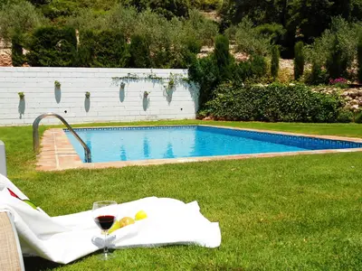 PoolOfHouse