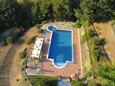 PoolOfHouse
