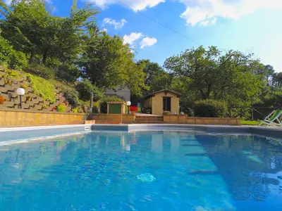 PoolOfHouse